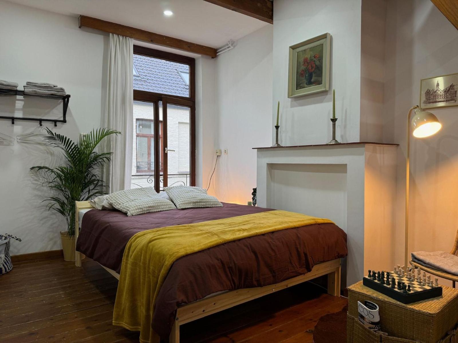3-Person Cozy Place In The City Center Of เกนต์ ภายนอก รูปภาพ